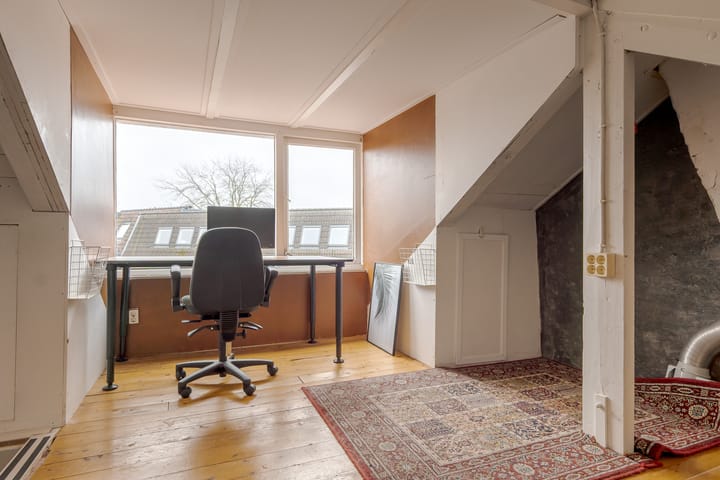 Foto 35 van Thomas a Kempisstraat 56