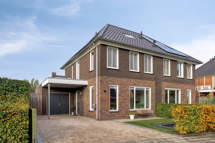 Foto 2 van Vlasakker 11