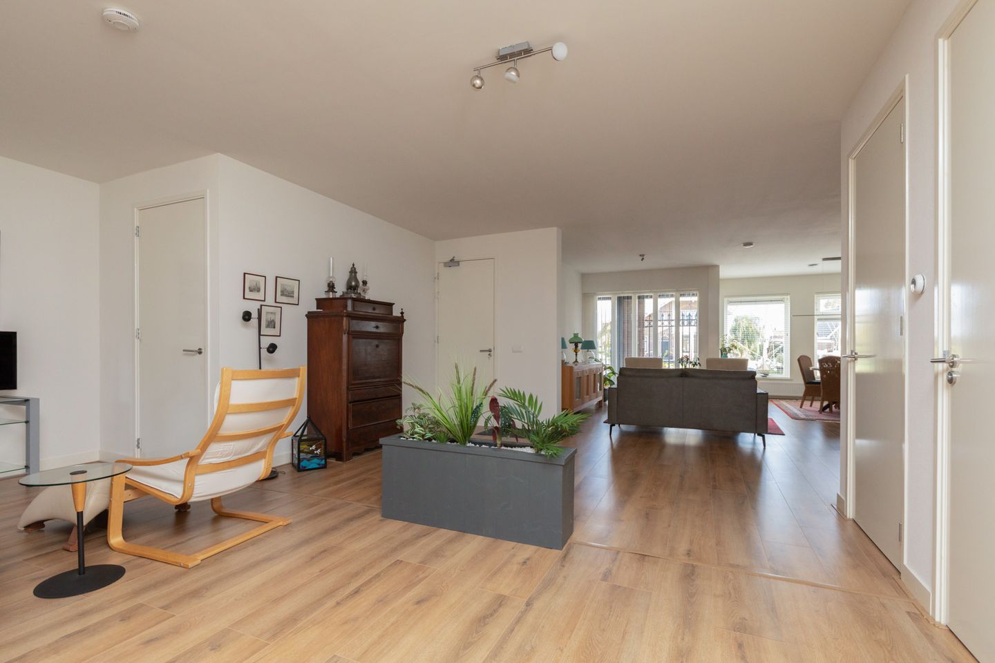 Foto 10 van Iewâl 16-002