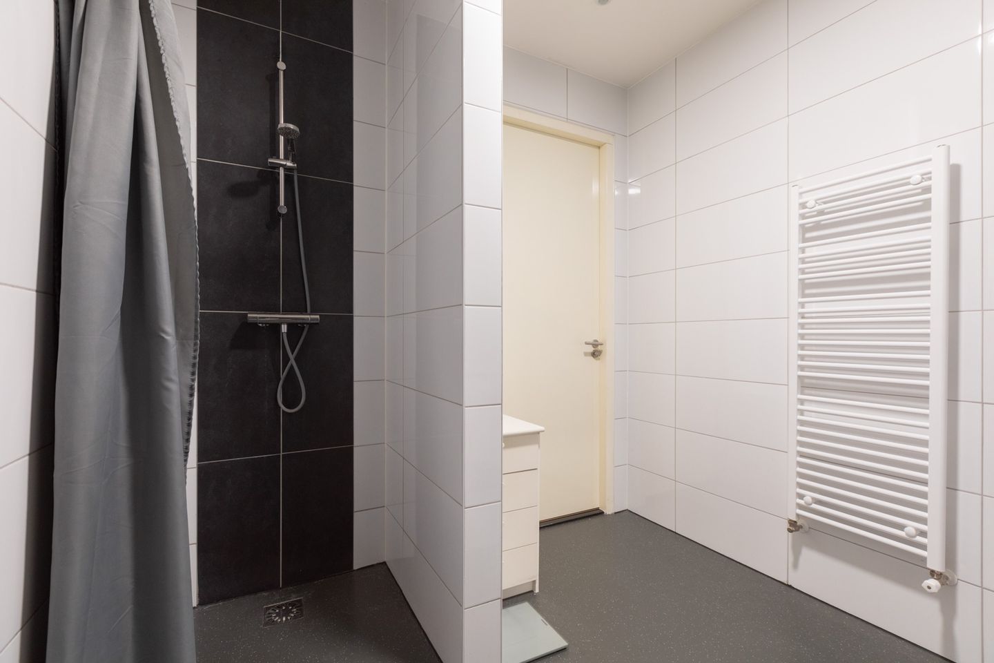 Foto 20 van Iewâl 16-002