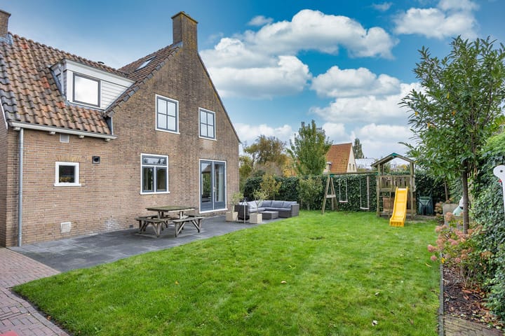 Photo 37 of Tsjerkebuorren 48