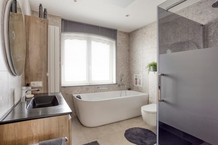 Foto 3 van Bieslanderweg 15