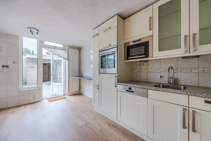 Foto 12 van Postelse Hoeflaan 4