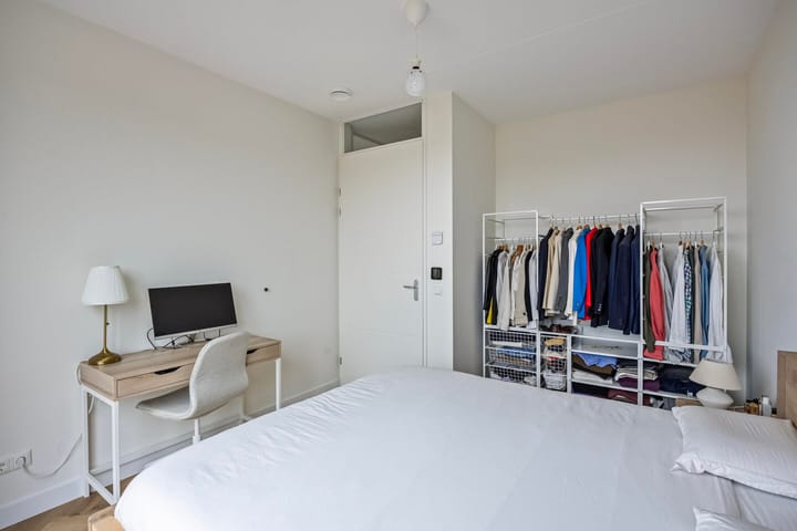 Foto 17 van Madridstraat 90-G