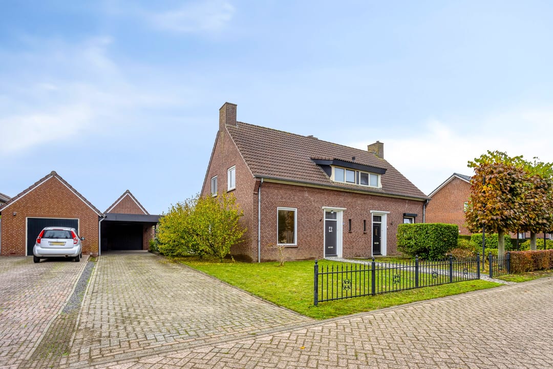 Photo 38 of Schilderstraat 11