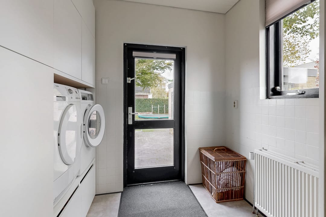 Foto 16 van Middenweg 28