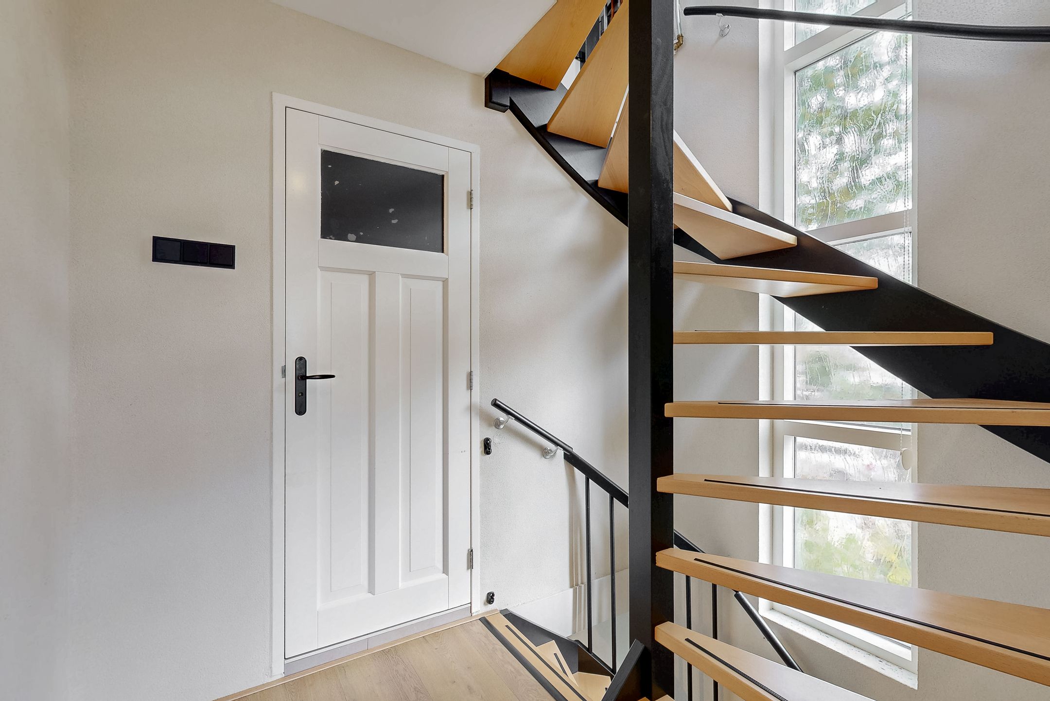 Foto 18 van Middenweg 28