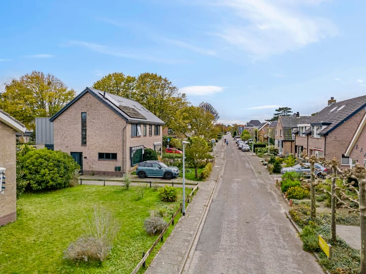 Foto 49 van Middenweg 28