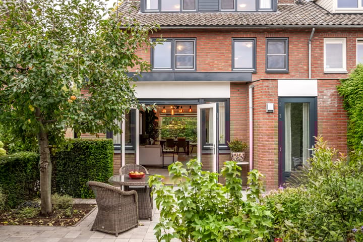 Photo 22 of Willem I-laan 6