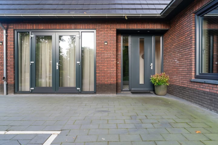 Photo 6 of Bovensteweg 42