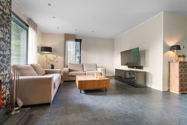 Photo 18 of Bovensteweg 42