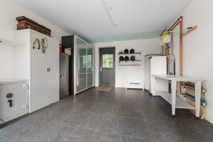 Photo 41 of Bovensteweg 42