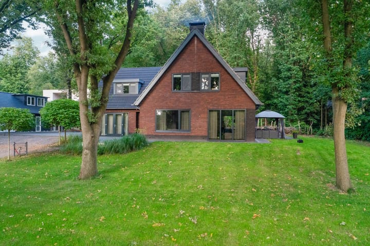 Photo 73 of Bovensteweg 42