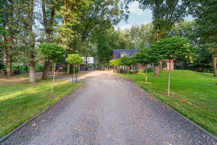 Photo 81 of Bovensteweg 42