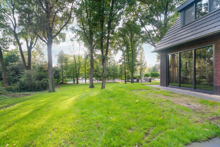 Photo 88 of Bovensteweg 42