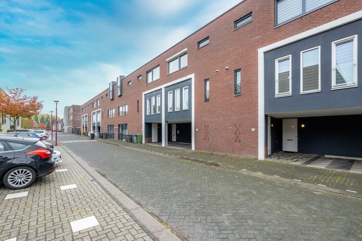 Foto 61 van Hogerhoeve 37