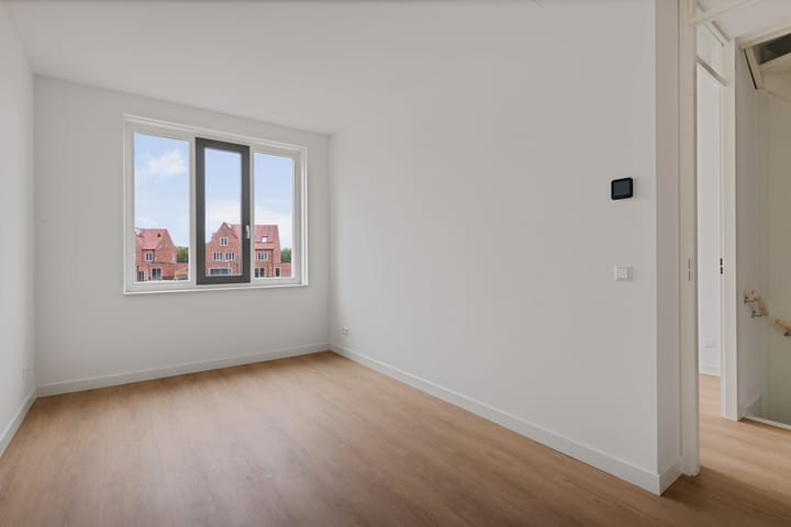 Foto 20 van Mahoniehout 85