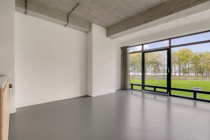 Foto 1 van Burgemeester Hogguerstraat 395-E