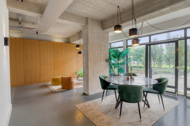 Foto 19 van Burgemeester Hogguerstraat 395-E