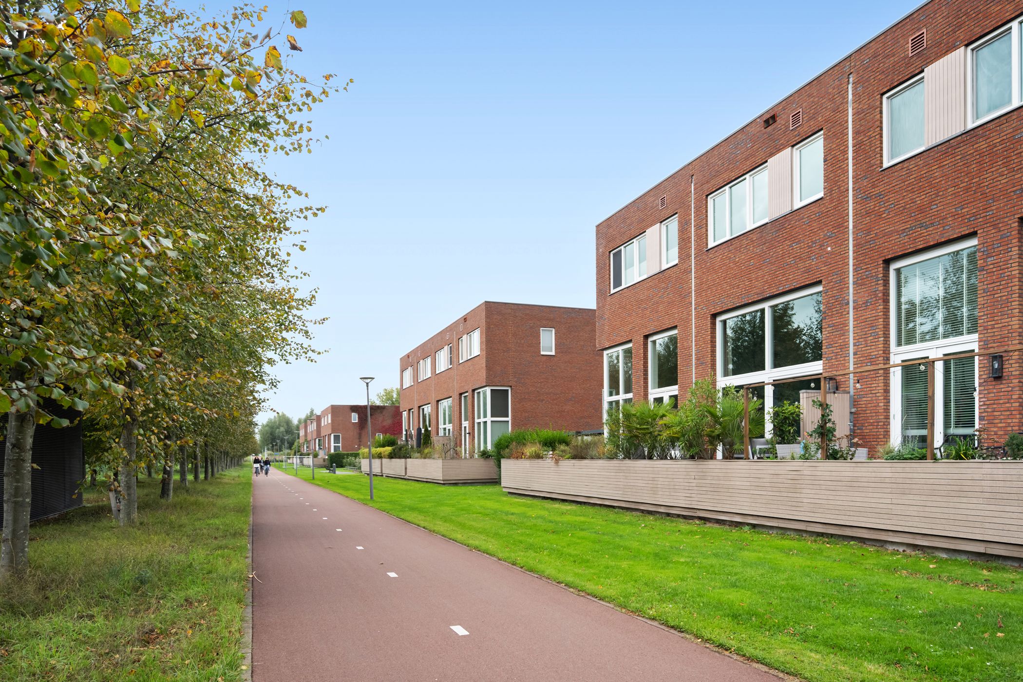 Photo 3 of Albert Sabinhof 25