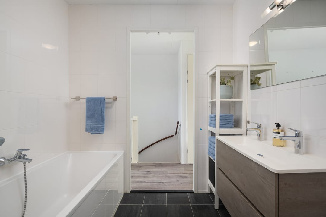 Photo 28 of Albert Sabinhof 25