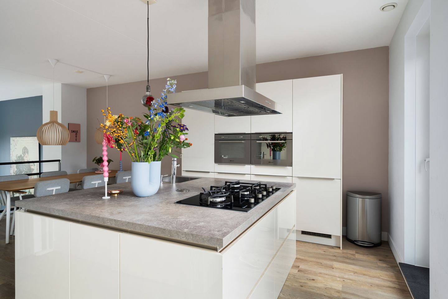 Photo 10 of Albert Sabinhof 25