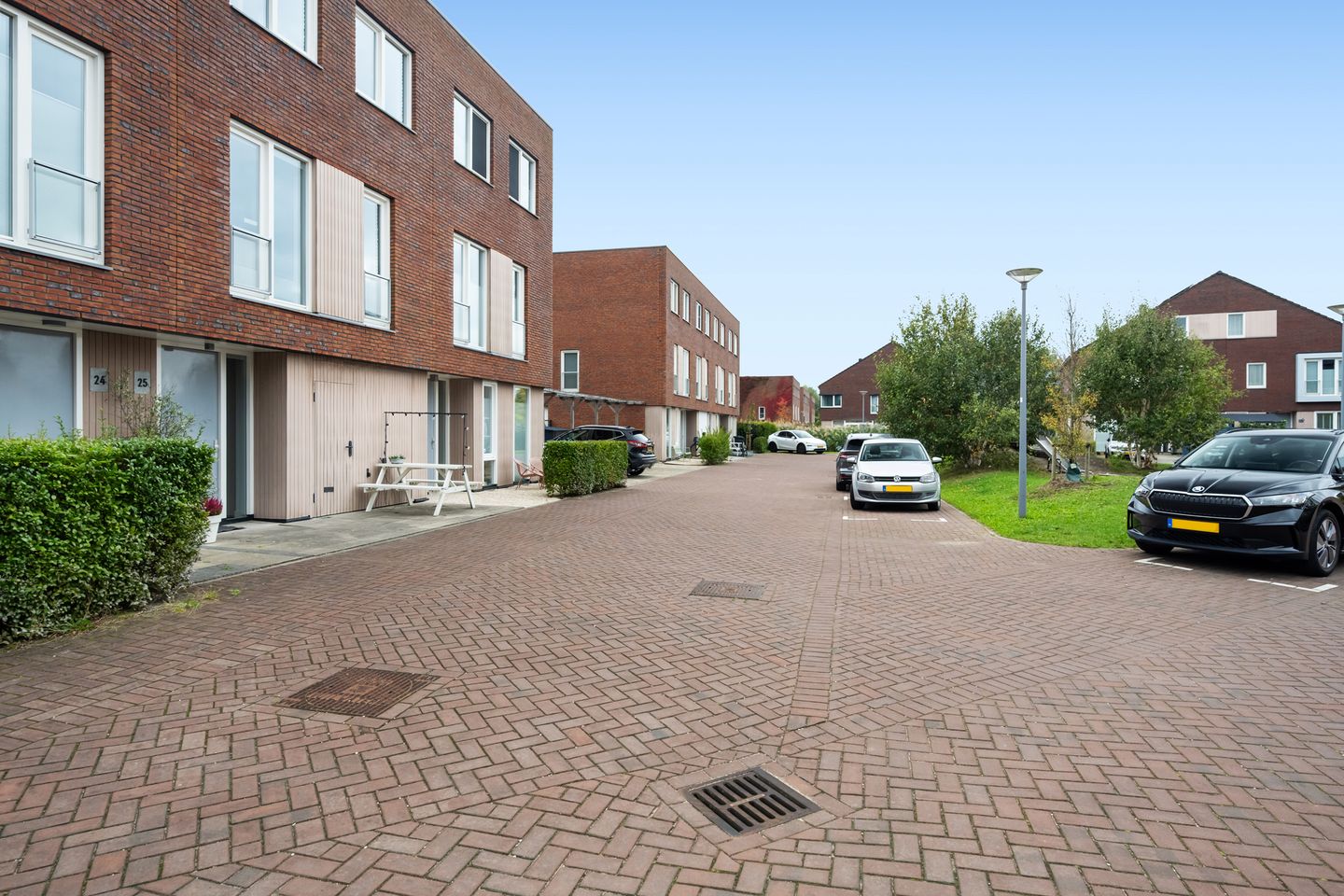 Photo 19 of Albert Sabinhof 25