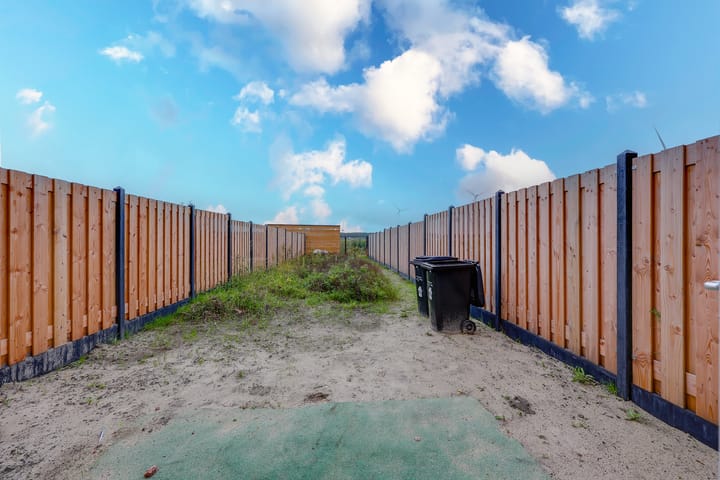 Photo 24 of Anna J. Cooperstraat 63