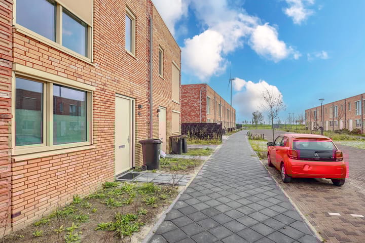 Photo 30 of Anna J. Cooperstraat 63