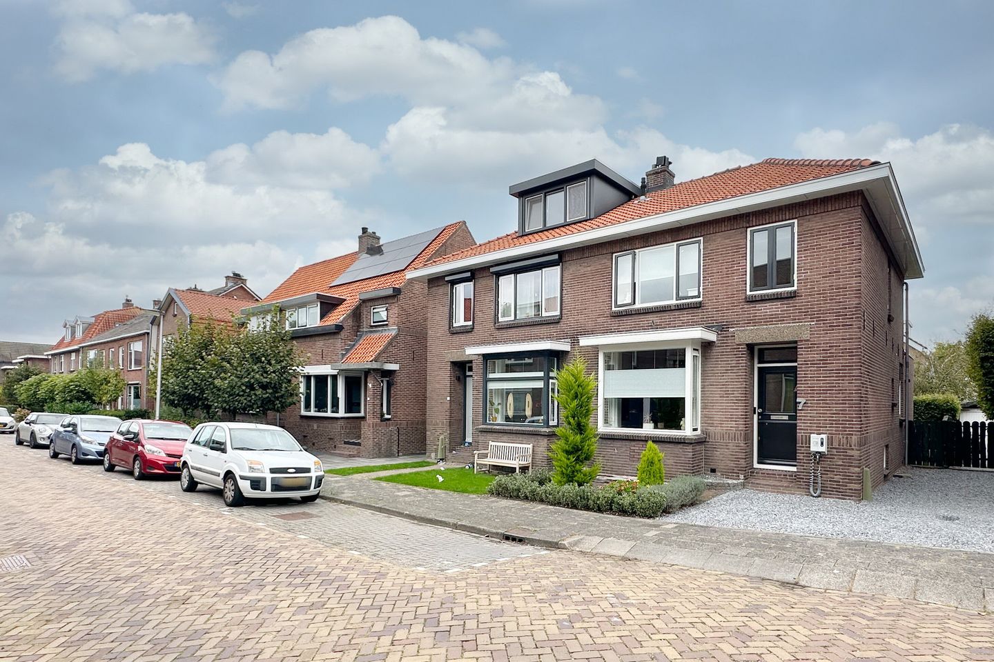 Foto 35 van Burgemeester Trooststraat 7