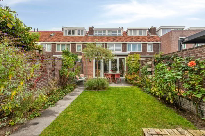 Photo 35 of Ganzebloemstraat 18