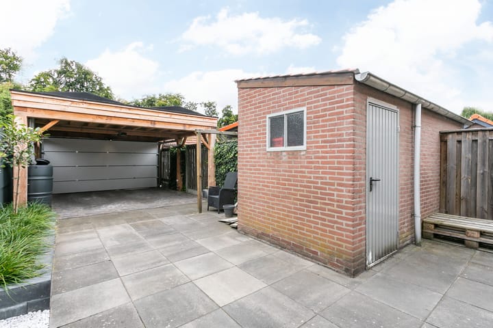 Photo 24 of Dr. A. Kuyperstraat 81