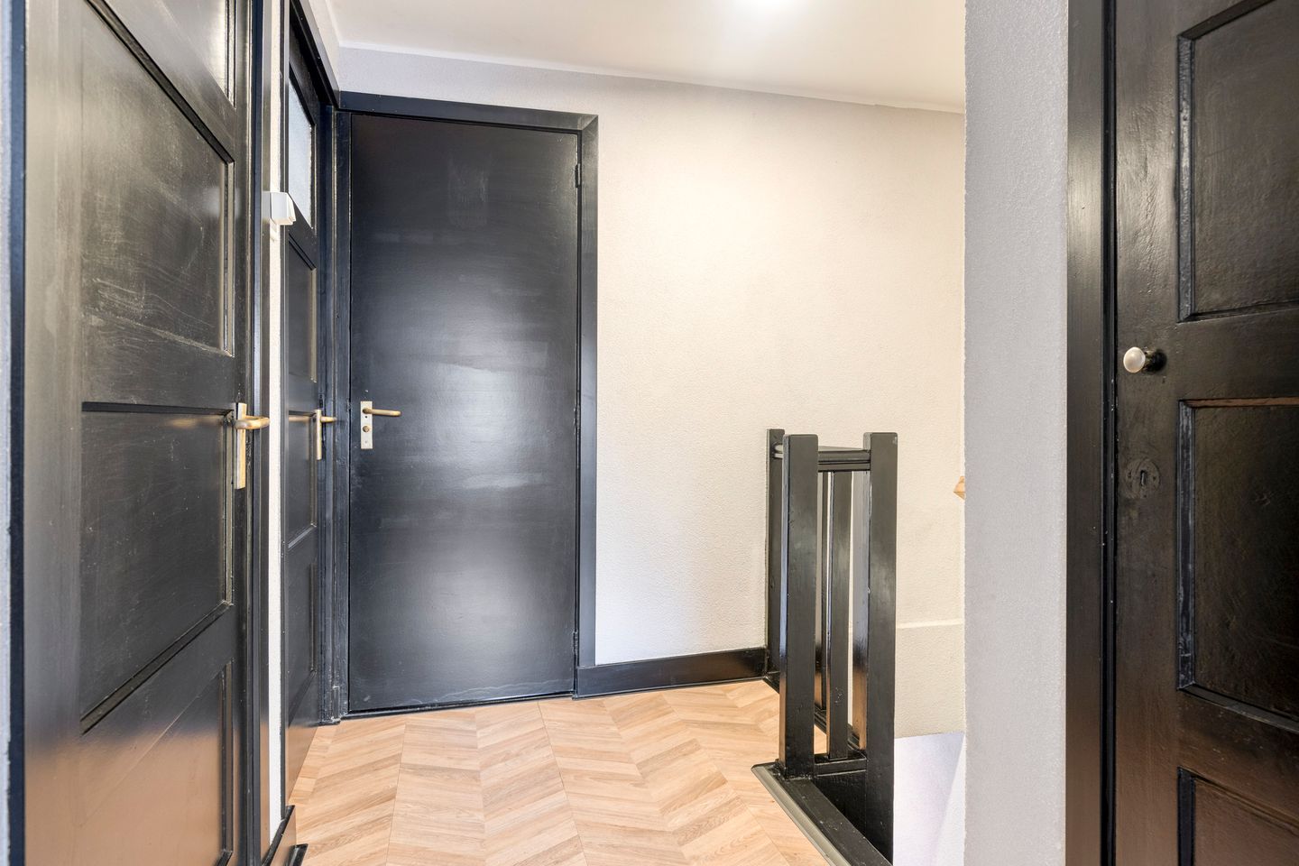 Photo 14 of Roodborststraat 45