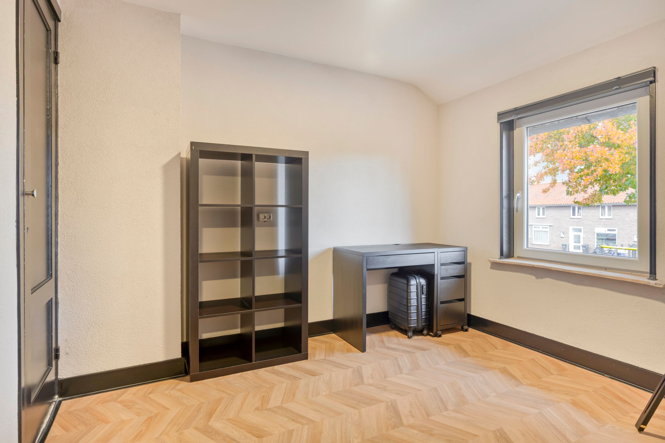 Photo 18 of Roodborststraat 45