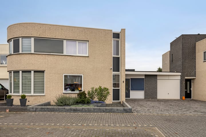 Photo 2 of Rijsbergenstraat 9