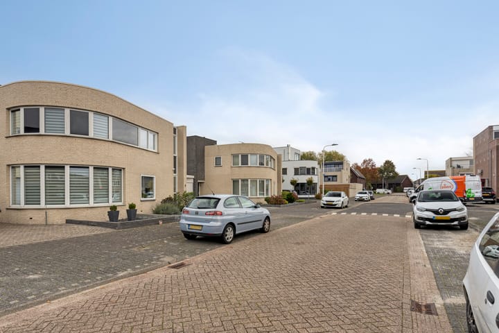 Foto 46 van Rijsbergenstraat 9