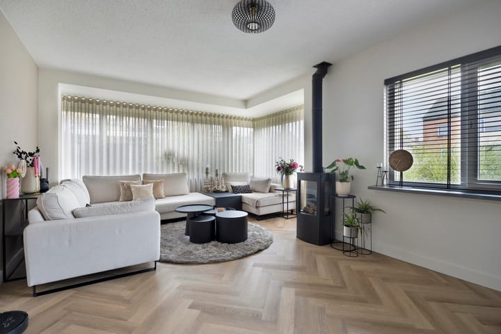 Photo 3 of Saturnusbaan 22