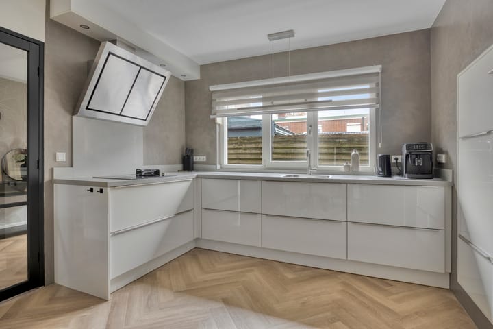 Photo 7 of Saturnusbaan 22