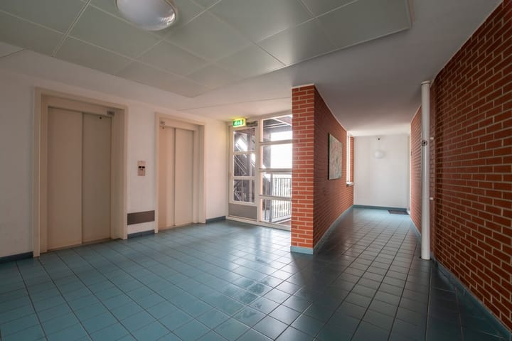 Photo 28 of Marie Heinekenplein 1004