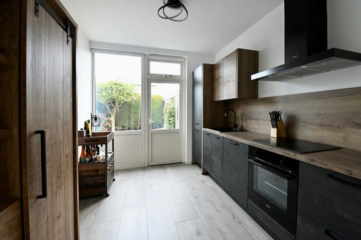 Photo 10 of Kennedystraat 3