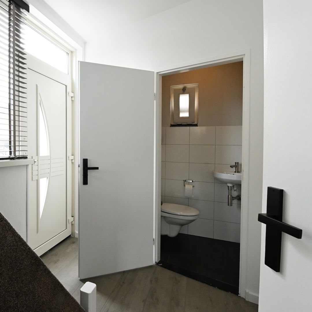 Photo 13 of Kennedystraat 3