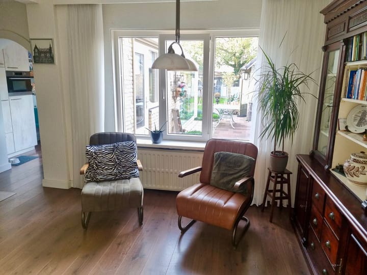 Photo 13 of Schadewijkstraat 36