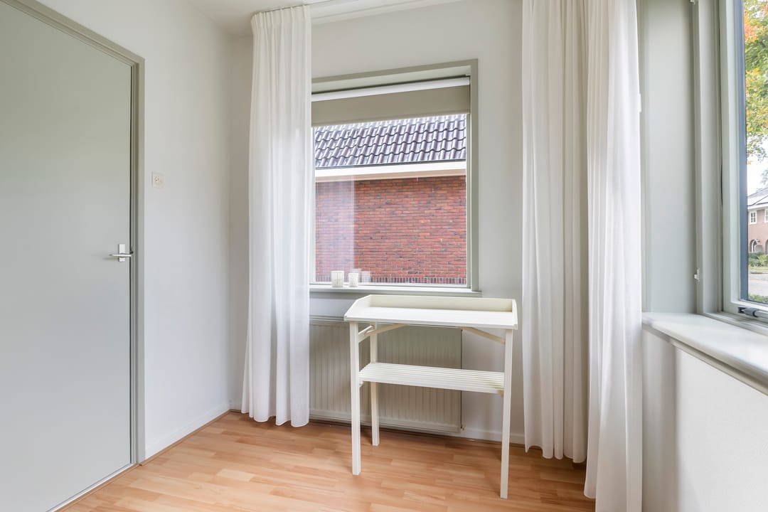 Foto 16 van Julianalaan 24