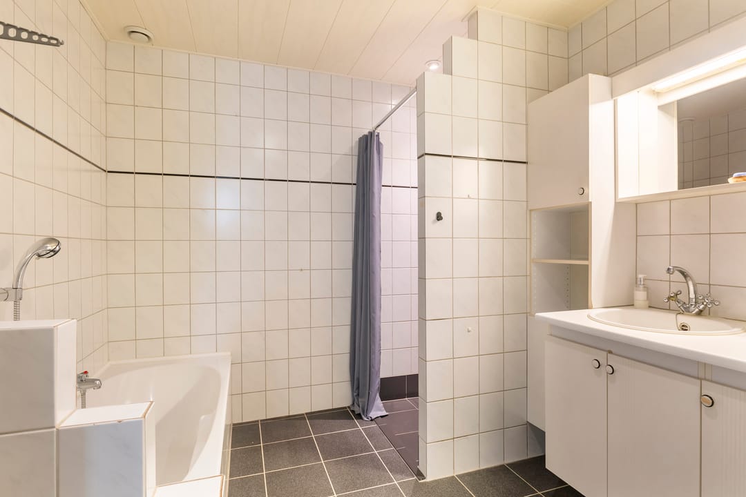 Foto 17 van Julianalaan 24