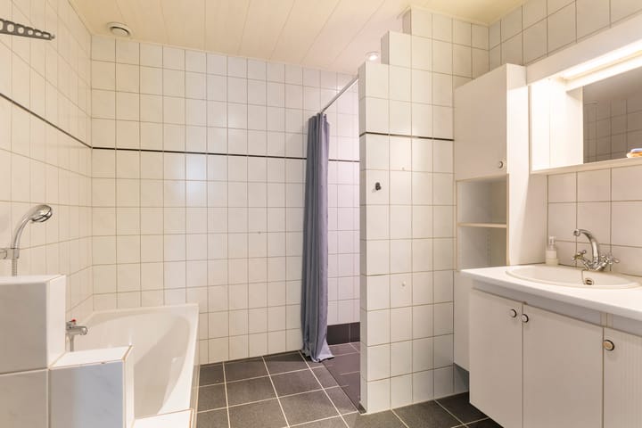 Foto 17 van Julianalaan 24