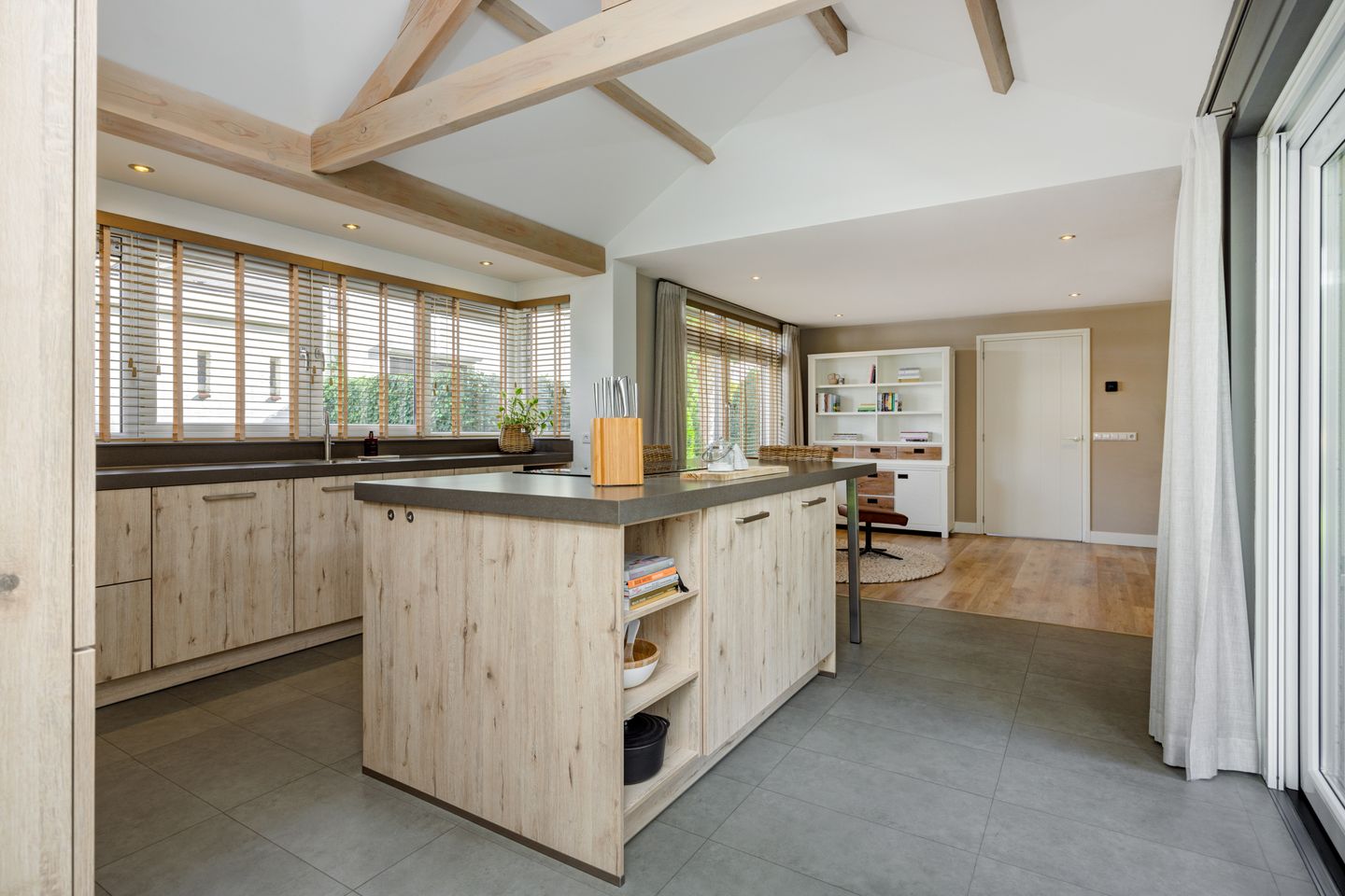 Foto 14 van Deken Fritsenstraat 70