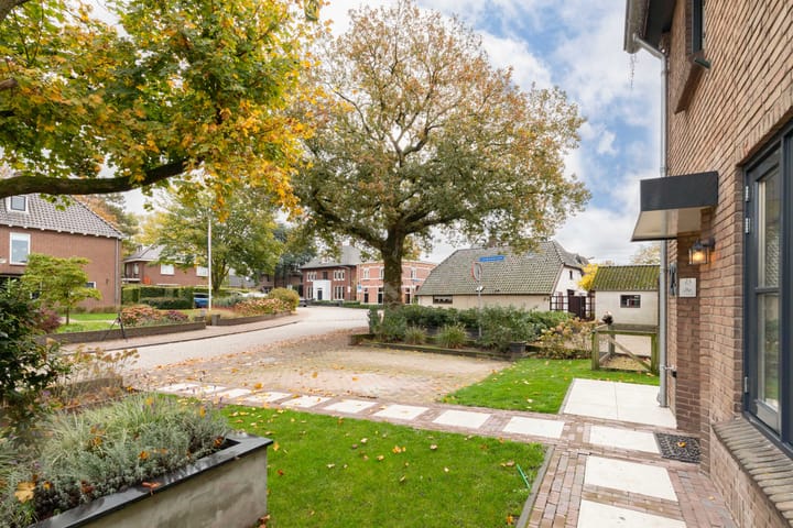 Photo 8 of Papiermakerstraat 23