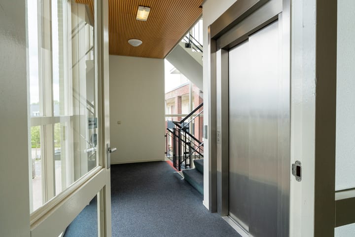 Photo 6 of Ossenwaard 52