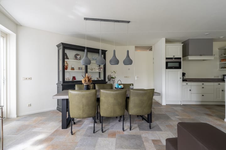 Photo 12 of Ossenwaard 52