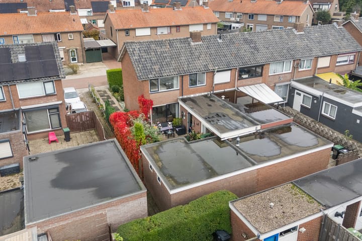 Photo 37 of Zandstraat 18